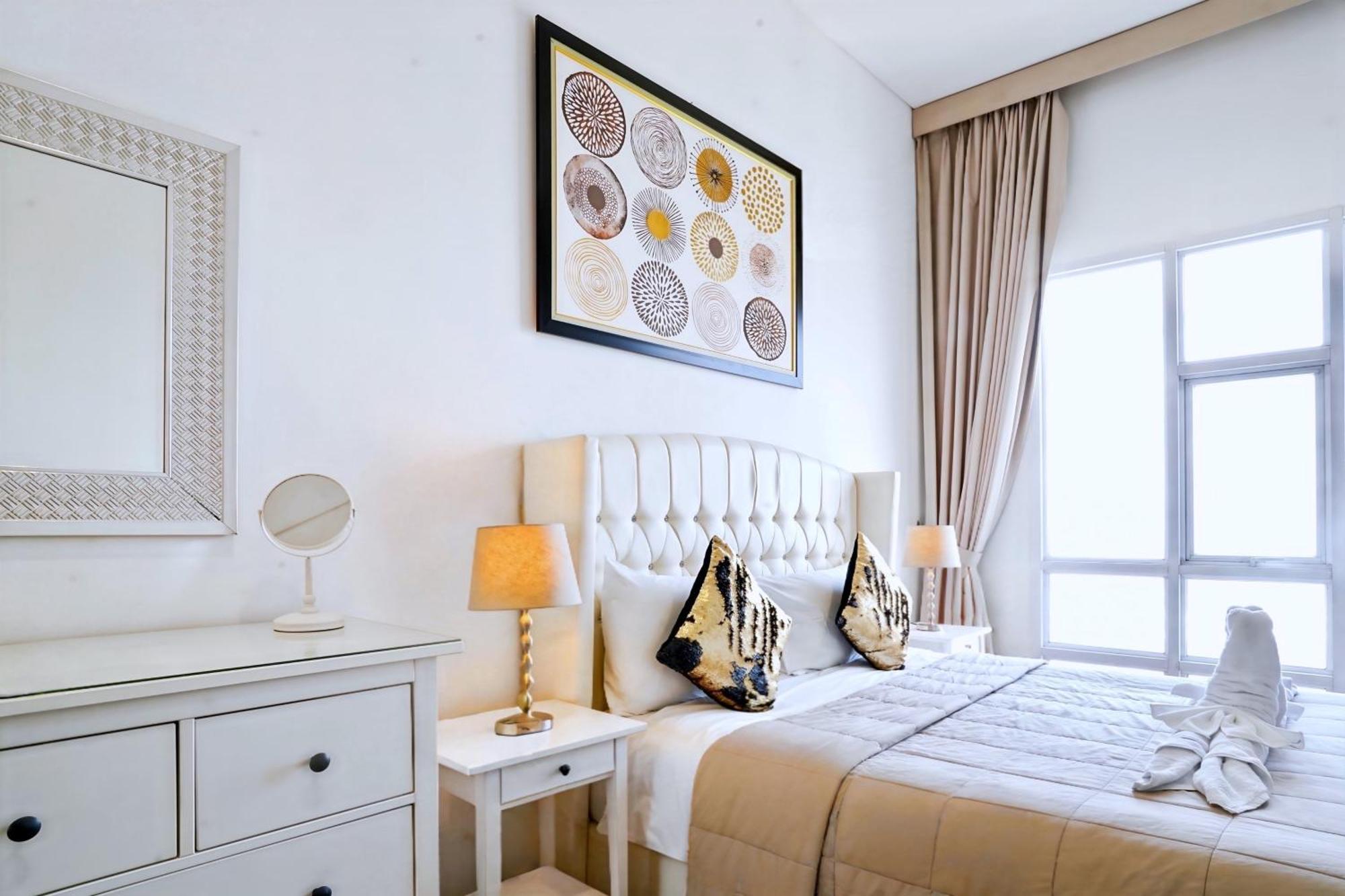 2Br Lucky Tower Residence Jakarta Old Town Top Floor Condo Buitenkant foto