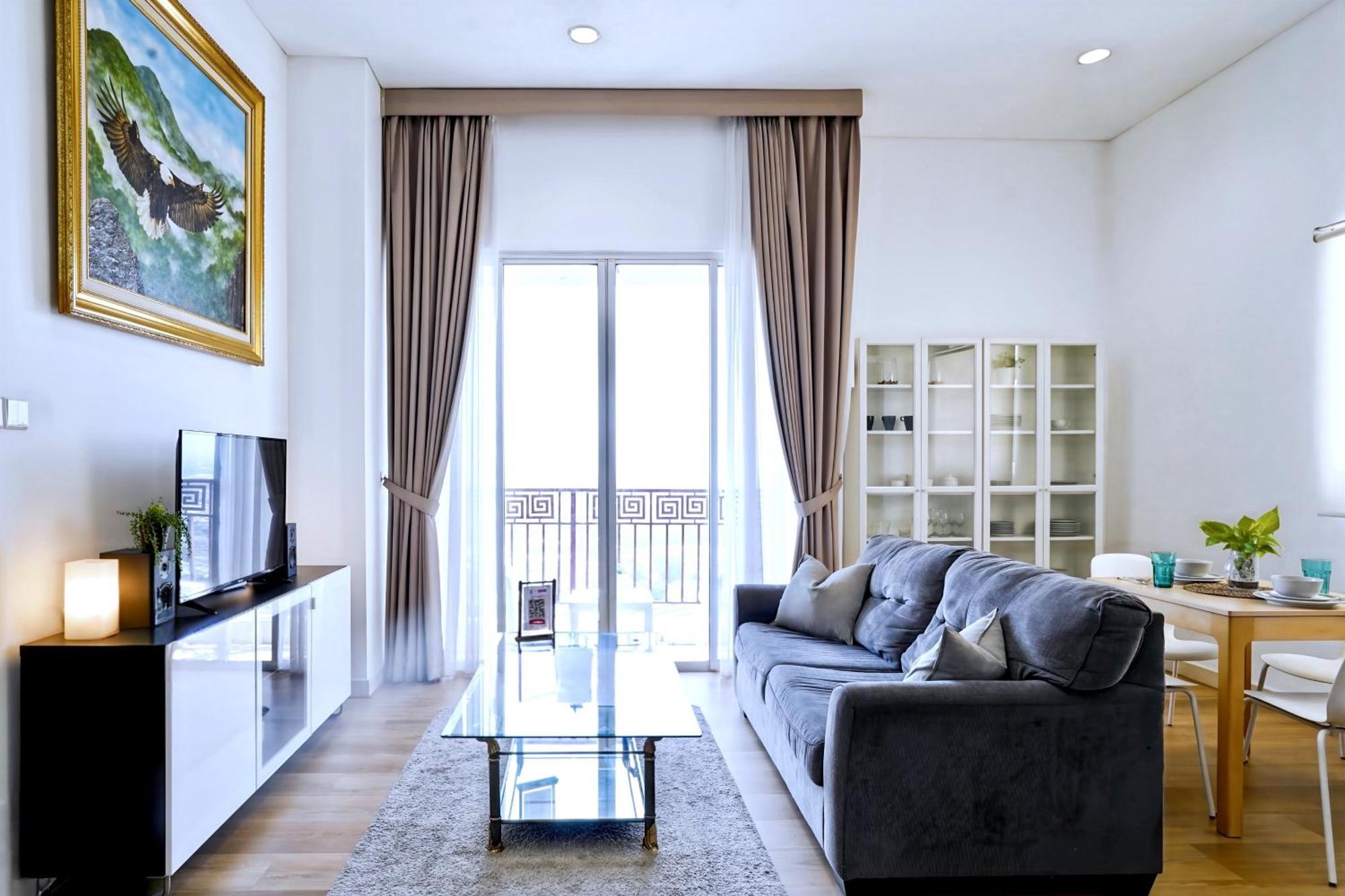 2Br Lucky Tower Residence Jakarta Old Town Top Floor Condo Buitenkant foto